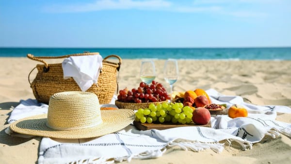 _DM - beach picnic